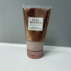 Bath & Body Works Pure Wonder Exfoliating Scrub - Rose Gold